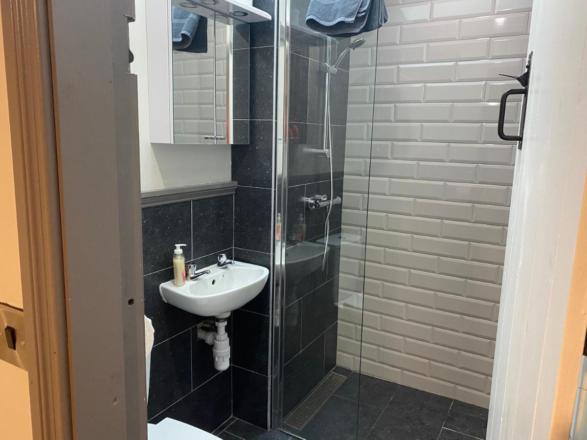 Goleen Cozy Cottage מראה חיצוני תמונה